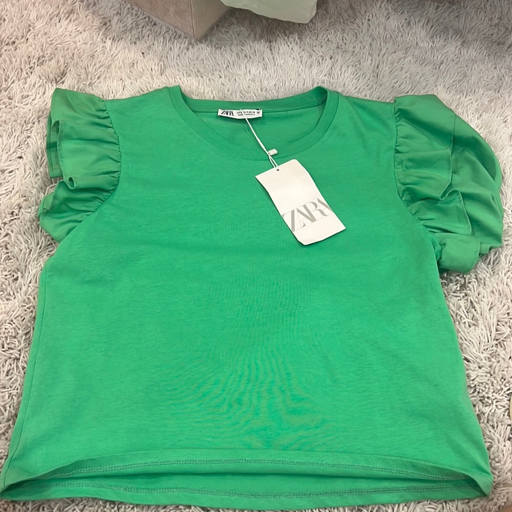 Green ruffled Zara top